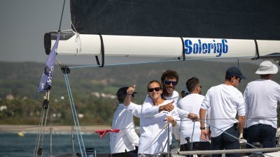 La falta de viento obliga a suspender la quinta prueba del Campeonato Interclubs del Estrecho en Sotogrande